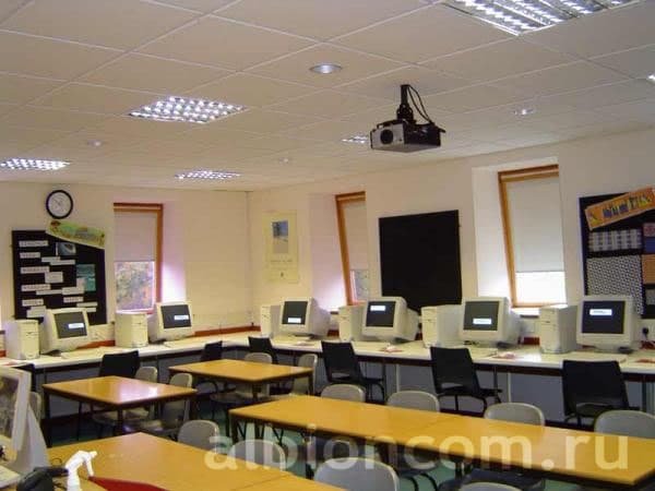 Компьютерный класс Uppingham School