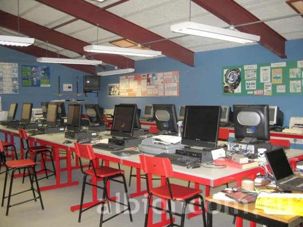Компьютерный класс в King`s School, Ely