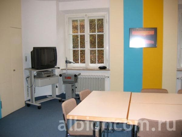 Детский языковой центр Reimlingen на базе школы St. Albert. Класс для занятий
