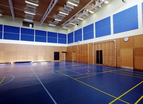 Летняя программа в британской частной школе Oundle - спортивный зал школы