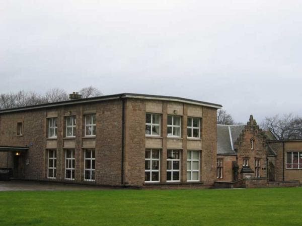 Летняя школа в Шотландии Fettes College. Учебные корпуса школы